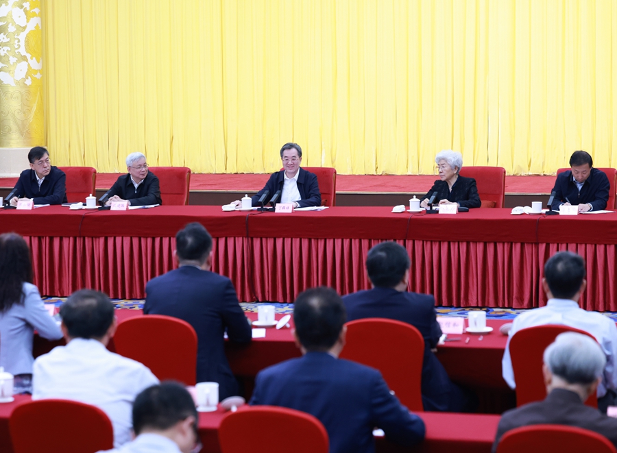 丁薛祥出席中国科学院学部成立70周年座谈会时强调 坚守初心使命 勇攀科技高峰 更好肩负起科技强国建设重任