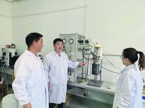 【中国科学报】他们让风电“白色巨人”固废增值再生